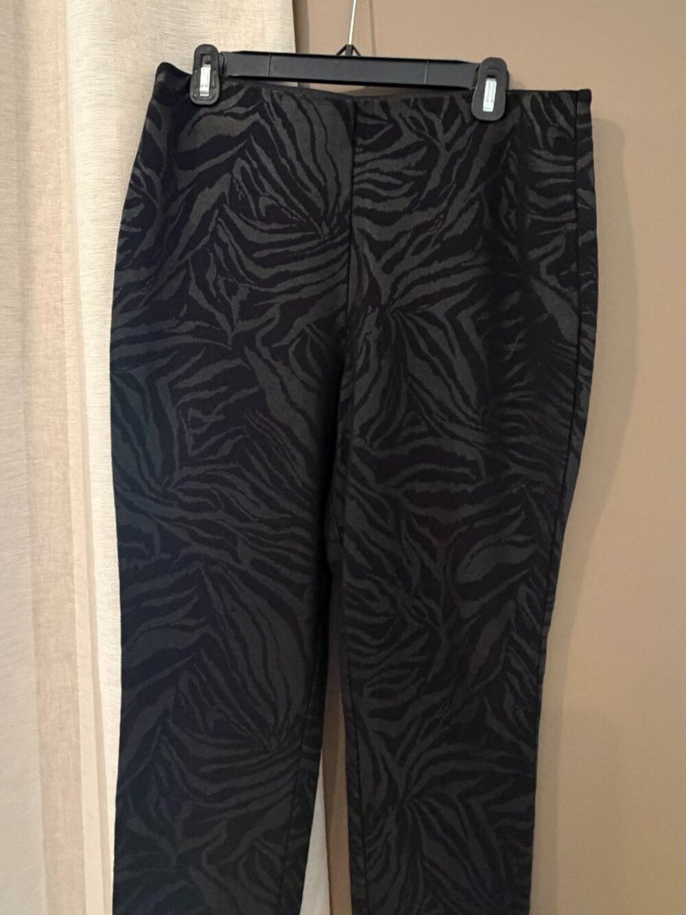 INC International Concepts Black Animal Print Stretch Leggings Party, Size Large